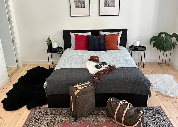 Baixa Chiado Bedrooms Guest house