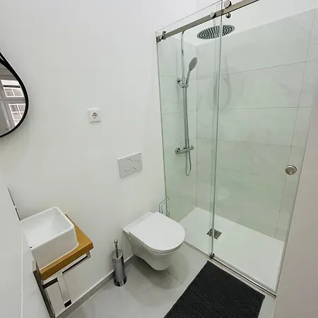 Baixa Chiado Bedrooms Pensión *