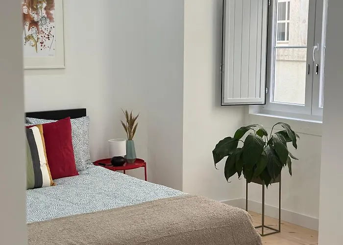 Baixa Chiado Bedrooms 3*