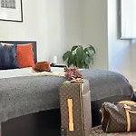 Baixa Chiado Bedrooms 3*