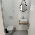 Baixa Chiado Bedrooms 招待所 3*